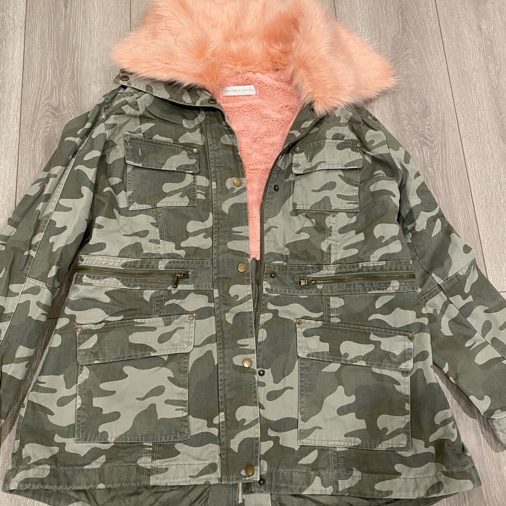 New York & Company Green and Pink Puffer Jacket
